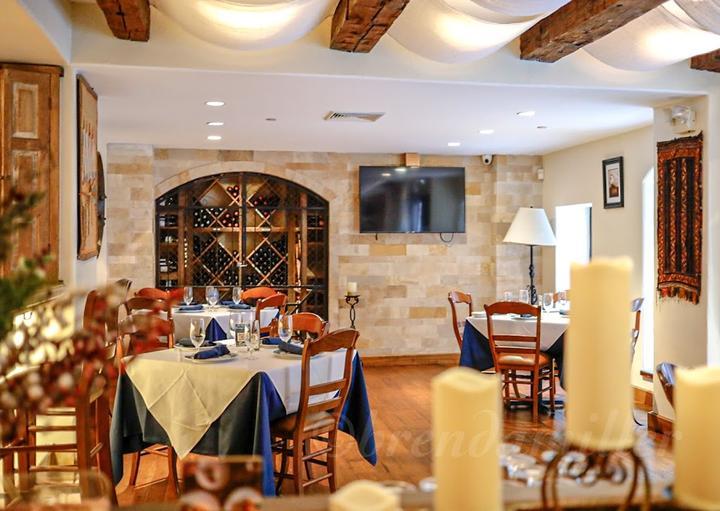 Estia - Restaurant & Hotel